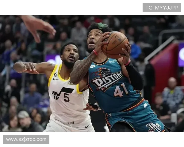 比斯利盛赞埃文斯篮板超魔兽：单场 20 板如探囊取物